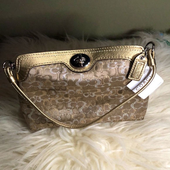 Coach ✨ - Picture 4 of 5